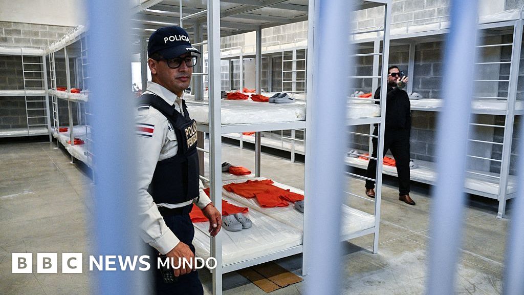 Costa Rica inaugura megacárcel al estilo salvadoreño para frenar la escalada del crimen organizado