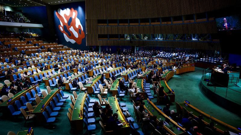 Tensiones en la ONU: Abbas denuncia bloqueo de visados mientras se proyecta millonaria reconstrucción para Gaza