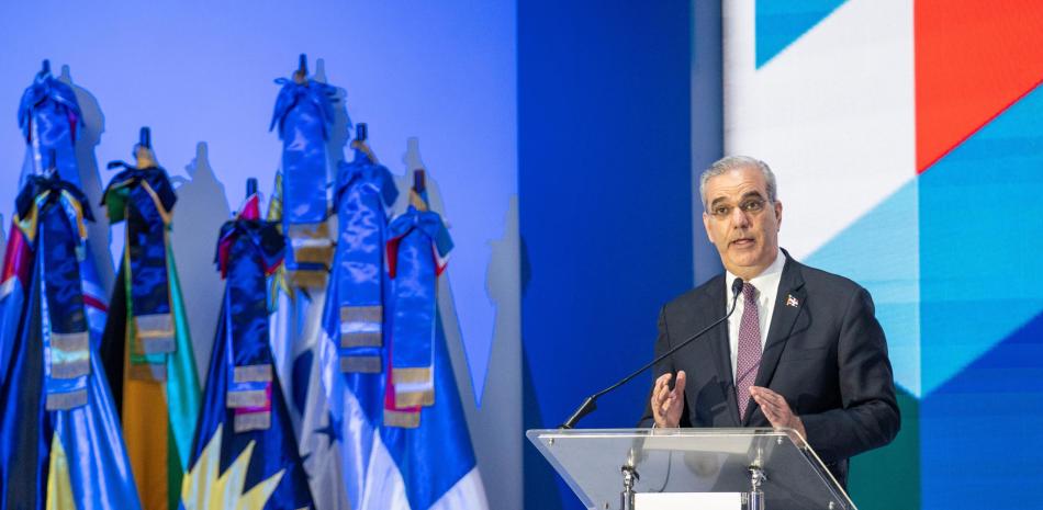 Abinader insta a América Latina a consolidar su integración económica al asumir la presidencia de la CEPAL