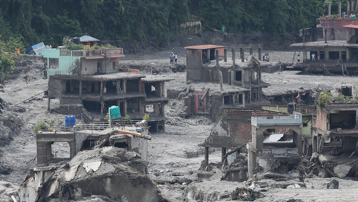 Tragedia en el Himalaya: Suman más de 670 los muertos y casi 3,000 los desaparecidos tras brutal riada en Nepal
