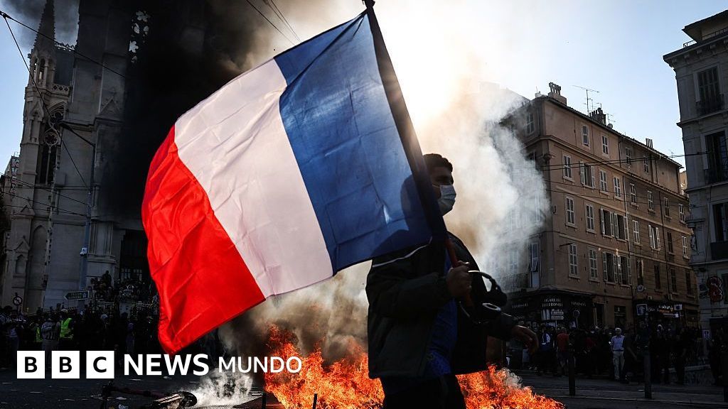 Francia en la encrucijada: el temido efecto bola de nieve de su deuda amenaza con desatar otra crisis europea