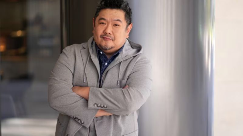 Fallece a los 46 años Eric Bauza, la emblemática voz moderna de Bugs Bunny y el Pato Lucas