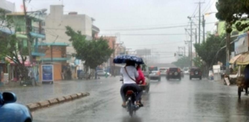 Vaguada mantiene cinco provincias bajo alerta meteorológica mientras persiste el sofocante calor
