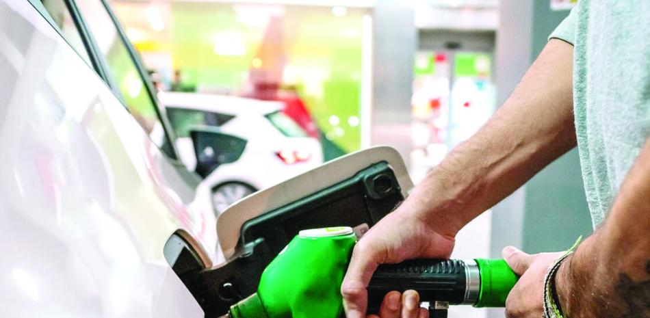 Combustibles populares mantienen sus precios tras nuevo subsidio estatal de casi RD$1,500 millones