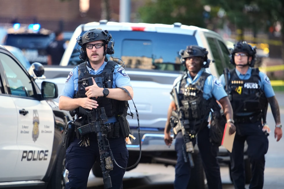 Tragedia en Minneapolis: Un muerto y seis heridos tras tiroteo en complejo residencial