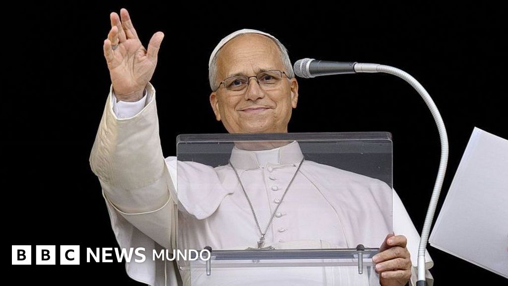 El papa León XIV reaparece tras su cirugía pulmonar y confirma optimismo sobre su viaje a América Latina