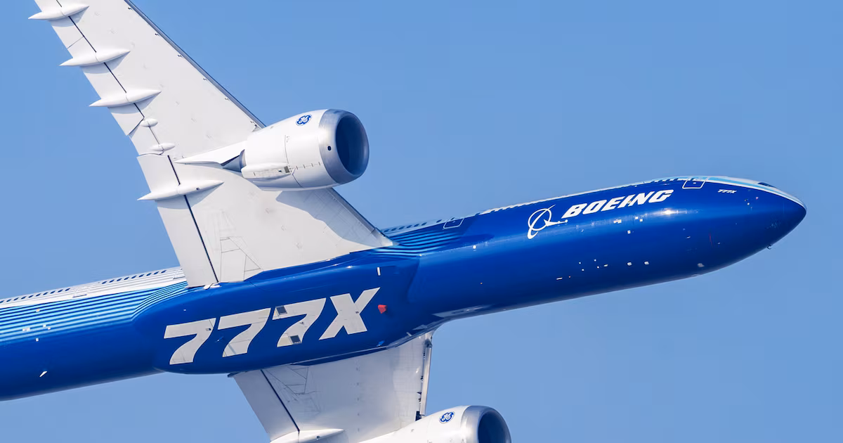 Boeing tropieza en Wall Street: nuevos retrasos en el 777X y dudas sobre su flujo de caja golpean sus acciones