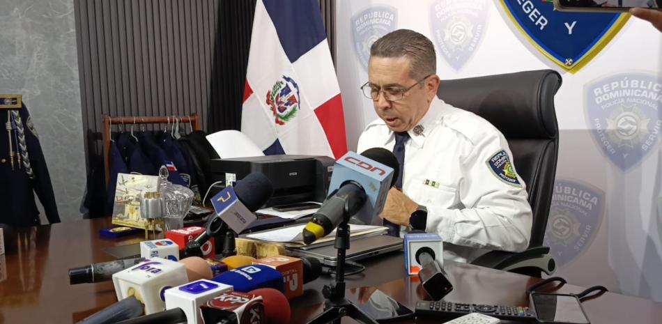 Apresan a un menor y persiguen a otros tres por el asesinato de un taxista en Santo Domingo Este