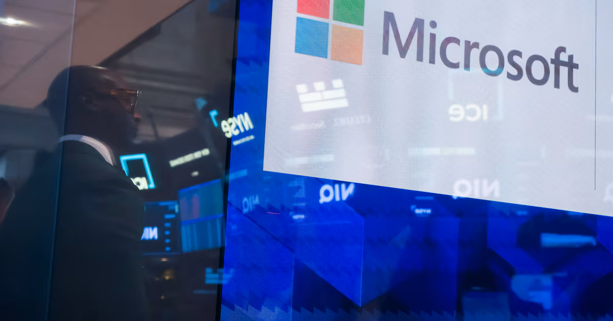 Microsoft firma su mejor trimestre bursátil en 26 años impulsada por la rentabilidad de la inteligencia artificial