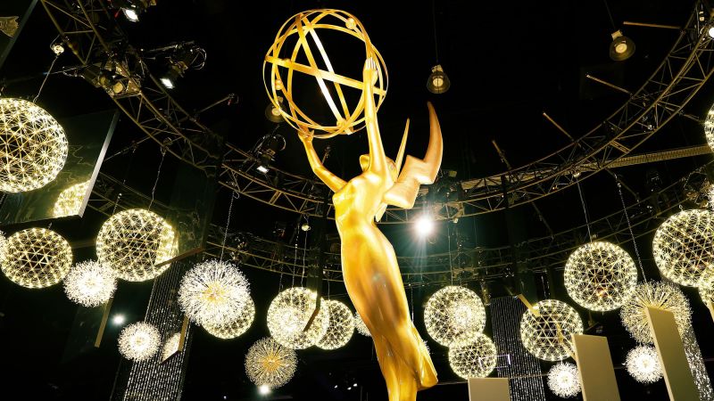 Premios Emmy 2026: Mariska Hargitay lidera una noche histórica con 'The Pitt' y 'Hacks' al frente de las nominaciones