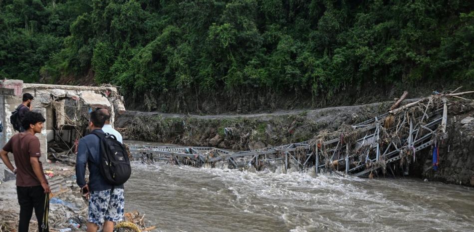Tragedia en el Himalaya: Más de 2,400 desaparecidos y cientos de víctimas mortales tras colapso glaciar entre Nepal y China