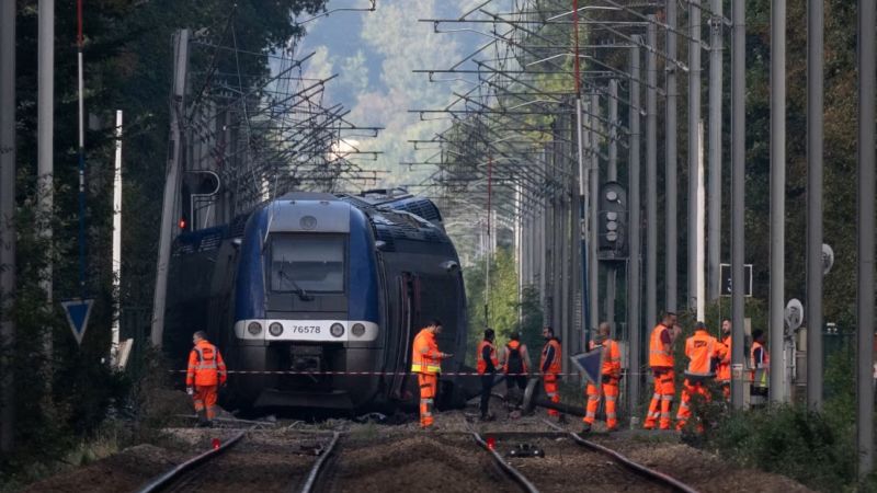 Francia investiga posible sabotaje tras descarrilamiento de tren en Normandía que dejó 44 heridos