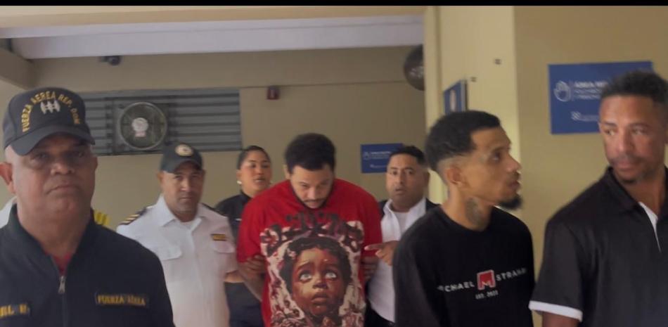 Aplazan para el martes audiencia de coerción contra alias «Macho» por el homicidio de chofer en Santiago