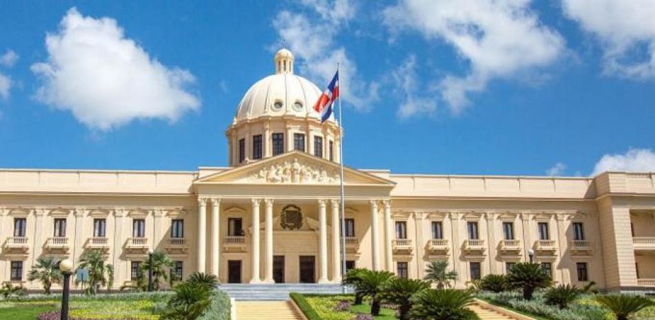 Gobierno reserva licitaciones de programas sociales exclusivamente para las Mipymes industriales