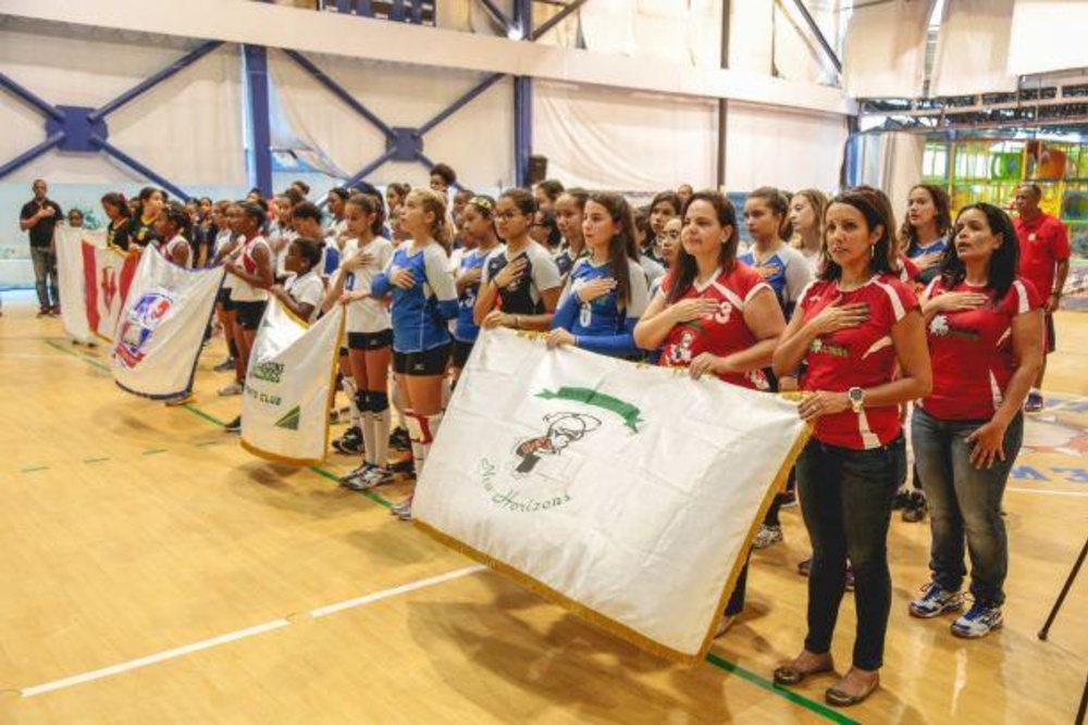 26 equipos se enfrentan en 3ra versión Grand Prix de Volleyball New Horizons