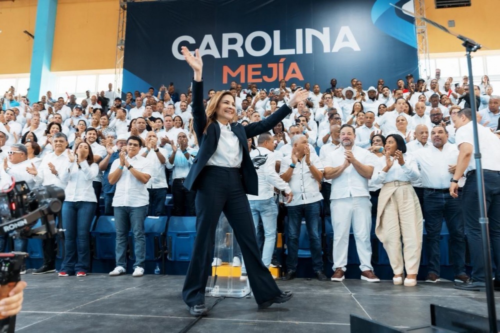 Carolina rindió cuentas de su gestión ante miles de dirigentes y militantes