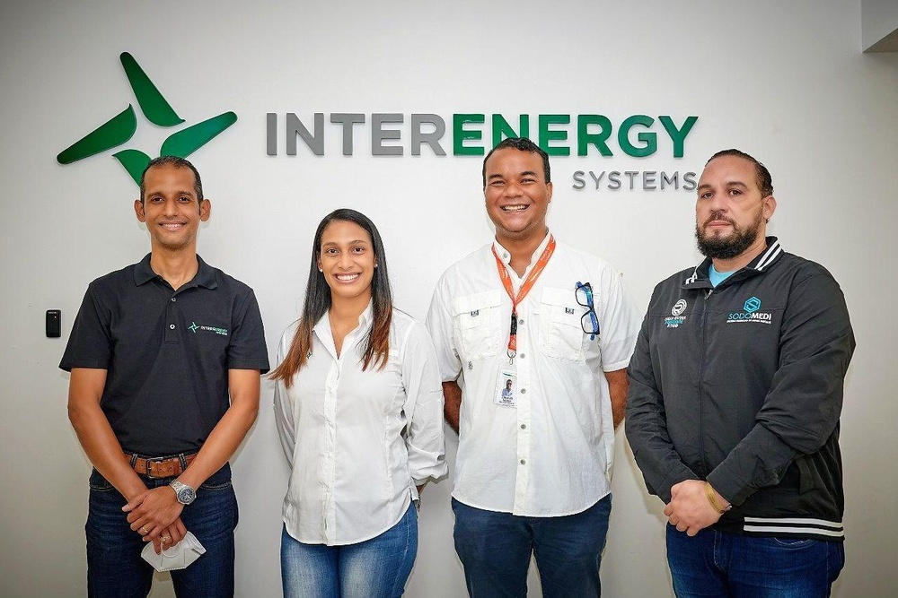 Miembros de SODOMEDI realizan recorrido por las instalaciones EVERGO en Bávaro Punta Cana