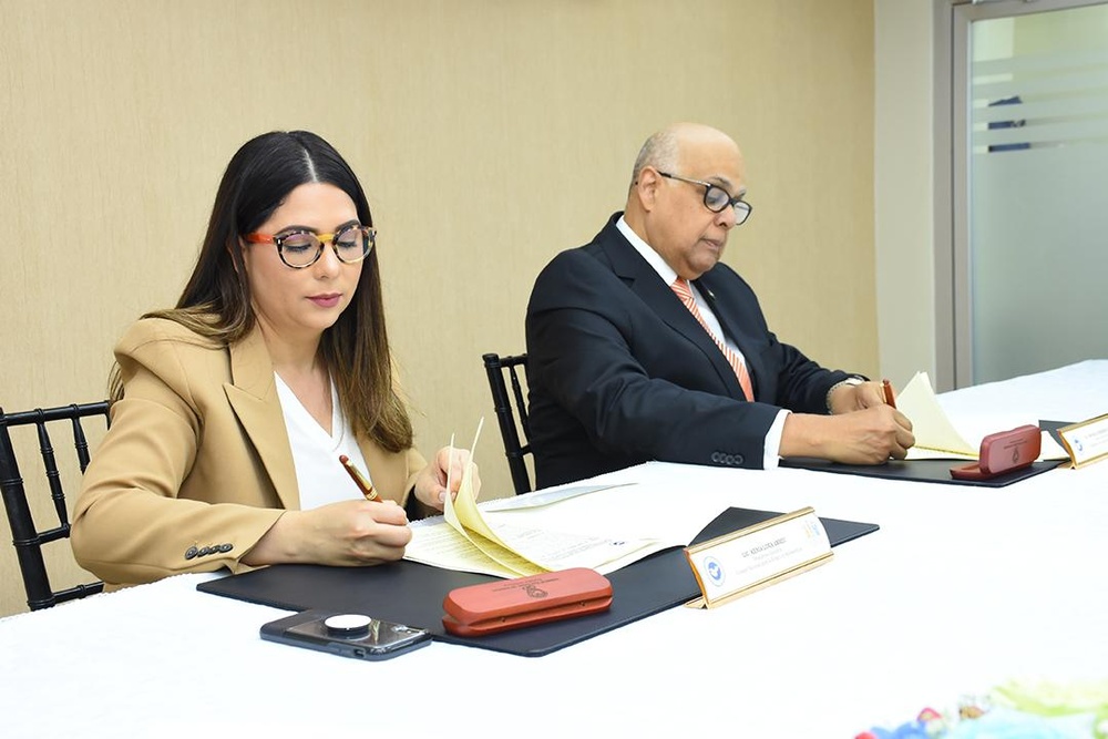 El Consejo Nacional de Drogas y CONANI firman alianza